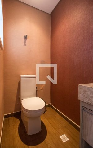 Casa de condomínio à venda com 420m², 7 quartos e 4 vagasLavabo