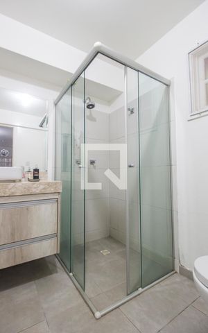 Casa de condomínio à venda com 420m², 7 quartos e 4 vagasBanheiro da Suíte 3