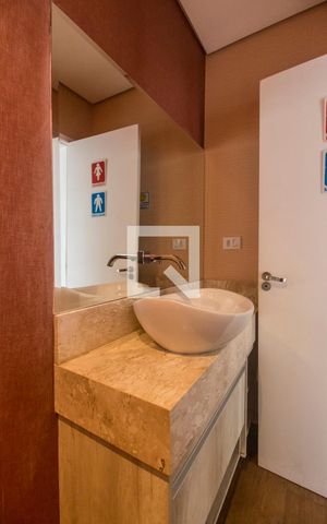 Casa de condomínio à venda com 420m², 7 quartos e 4 vagasLavabo