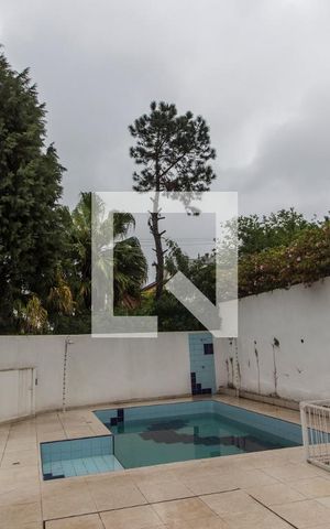 Casa de condomínio à venda com 420m², 7 quartos e 4 vagasVista da Suíte