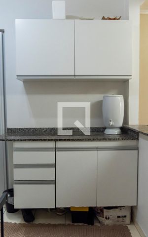Apartamento à venda com 56m², 2 quartos e 1 vagaCozinha - Armários