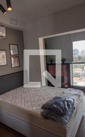 Studio para alugar com 30m², 1 quarto e sem vaga Studio para alugar com 30m², 1 quarto e sem vagaStudio