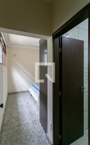 Casa à venda com 290m², 5 quartos e 3 vagas Casa à venda com 290m², 5 quartos e 3 vagasQuarto Suíte 1