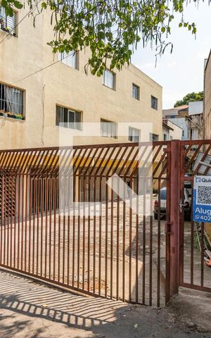 Casa de condomínio à venda com 70m², 2 quartos e 1 vaga Casa de condomínio à venda com 70m², 2 quartos e 1 vagaFachada
