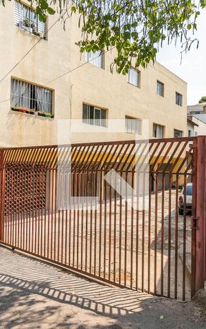 Casa de condomínio à venda com 70m², 2 quartos e 1 vaga Casa de condomínio à venda com 70m², 2 quartos e 1 vagaFachada