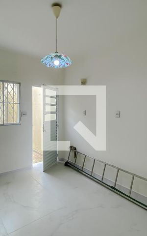 Casa à venda com 300m², 3 quartos e 2 vagas Casa à venda com 300m², 3 quartos e 2 vagasCozinha