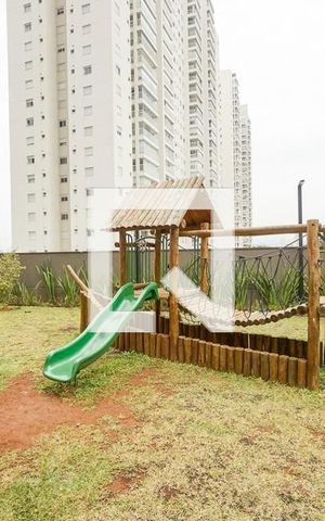 Apartamento à venda com 103m², 3 quartos e 2 vagas Apartamento à venda com 103m², 3 quartos e 2 vagasPlayground
