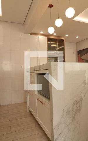 Apartamento à venda com 80m², 3 quartos e 3 vagasCozinha 