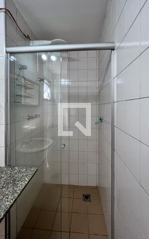 Apartamento à venda com 77m², 2 quartos e 1 vagaBanheiro da Suíte