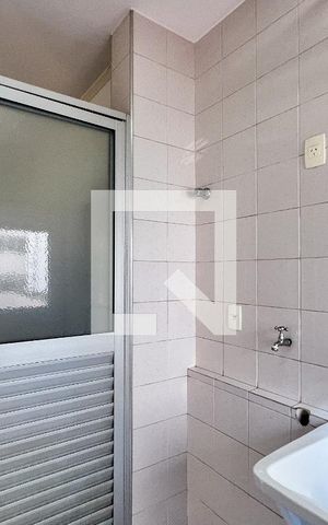 Apartamento à venda com 77m², 2 quartos e 1 vagaÁrea de Serviço