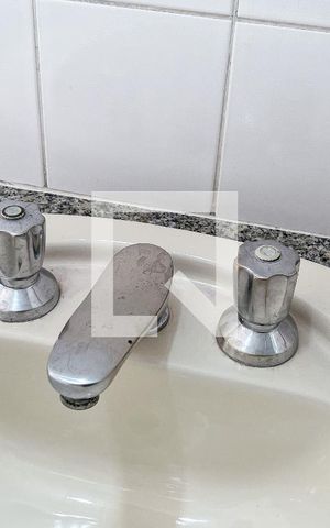 Apartamento à venda com 77m², 2 quartos e 1 vagaBanheiro da Suíte