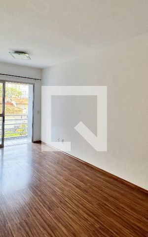 Apartamento à venda com 77m², 2 quartos e 1 vagaSala