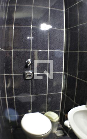 Casa de condomínio à venda com 490m², 5 quartos e 3 vagasBanheiro do Quarto 2