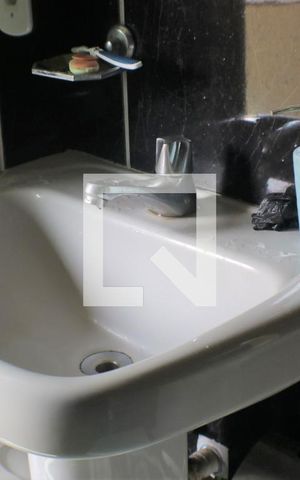 Casa de condomínio à venda com 490m², 5 quartos e 3 vagasBanheiro do Quarto 5