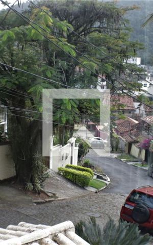 Casa de condomínio à venda com 490m², 5 quartos e 3 vagasQuarto 1
