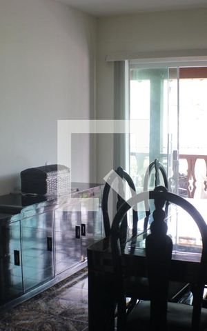 Casa de condomínio à venda com 490m², 5 quartos e 3 vagasHall social