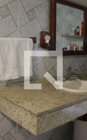 Casa de condomínio à venda com 490m², 5 quartos e 3 vagasBanheiro