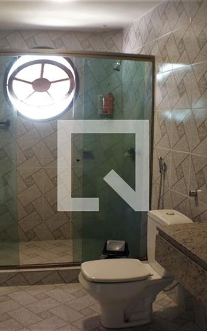 Casa de condomínio à venda com 490m², 5 quartos e 3 vagasBanheiro