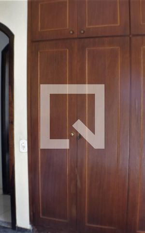 Casa de condomínio à venda com 490m², 5 quartos e 3 vagasQuarto 5 - Suíte