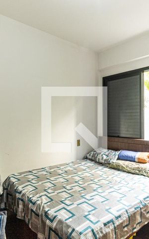 Apartamento à venda com 98m², 3 quartos e 1 vagaSuíte