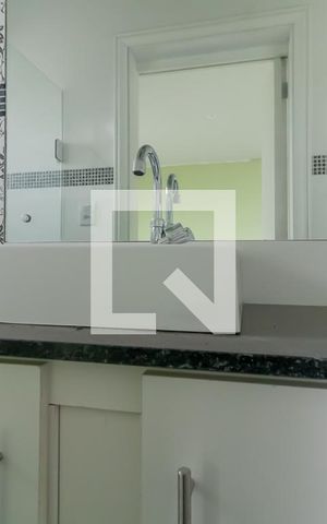 Casa à venda com 409m², 4 quartos e 2 vagasBanheiro 1
