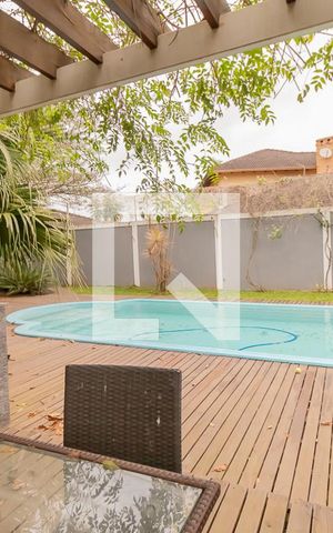 Casa à venda com 409m², 4 quartos e 2 vagasArea externa