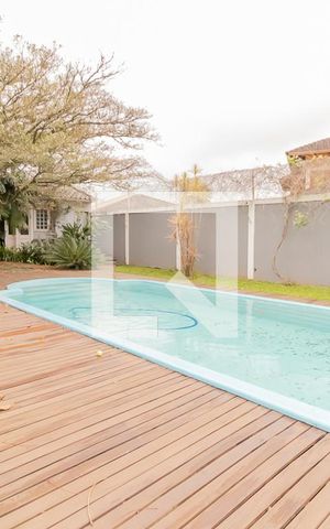 Casa à venda com 409m², 4 quartos e 2 vagasArea externa