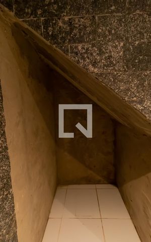 Casa à venda com 409m², 4 quartos e 2 vagasAdega