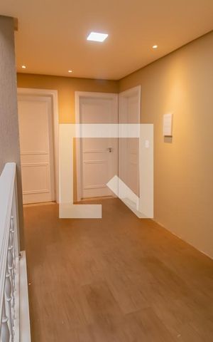 Casa à venda com 409m², 4 quartos e 2 vagasCorredor 