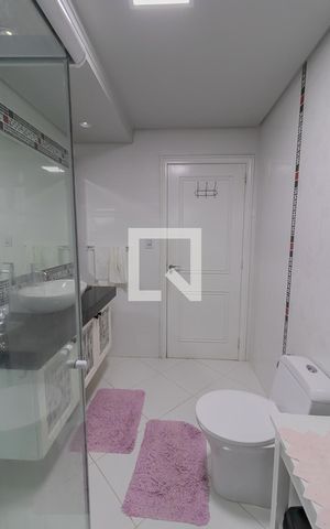 Casa à venda com 409m², 4 quartos e 2 vagasBanheiro 2
