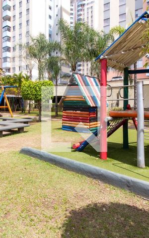 Apartamento à venda com 58m², 2 quartos e 2 vagasPlayground