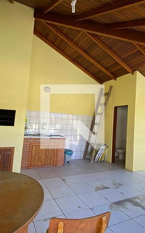 Casa à venda com 210m², 3 quartos e 2 vagasGaragem
