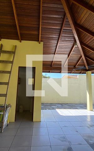 Casa à venda com 210m², 3 quartos e 2 vagasGaragem