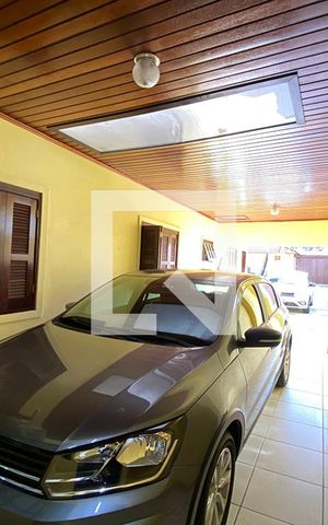 Casa à venda com 210m², 3 quartos e 2 vagasÁrea de Serviço