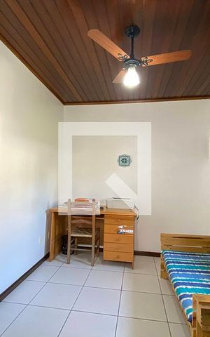 Casa à venda com 210m², 3 quartos e 2 vagasQuarto 1