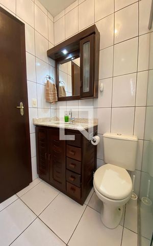 Casa à venda com 210m², 3 quartos e 2 vagasBanheiro 1