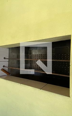 Casa à venda com 210m², 3 quartos e 2 vagasChurrasqueira