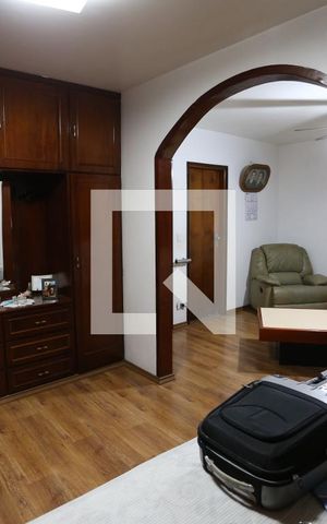 Casa à venda com 140m², 1 quarto e 3 vagasCloset