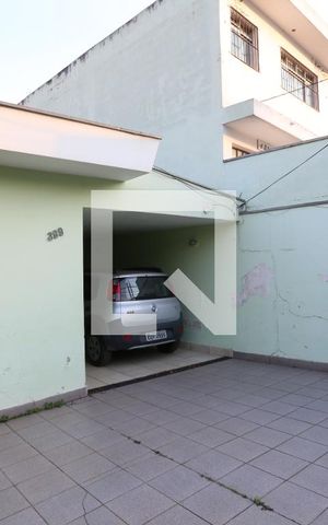 Casa à venda com 140m², 1 quarto e 3 vagasGaragem