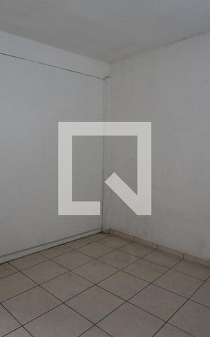 Casa à venda com 140m², 1 quarto e 3 vagasPrédio - 2º Andar/Com Divisórias