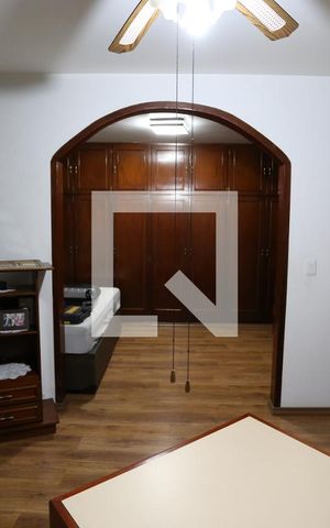 Casa à venda com 140m², 1 quarto e 3 vagasSuíte