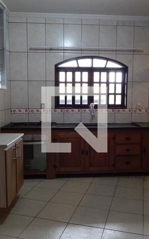 Casa para alugar com 98m², 2 quartos e 1 vagaCozinha
