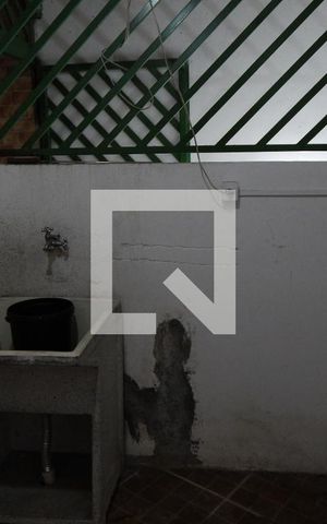 Casa para alugar com 98m², 2 quartos e 1 vagaÁrea Externa