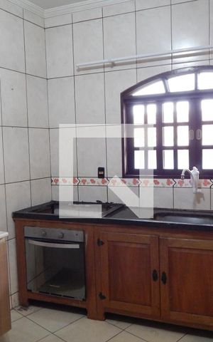 Casa para alugar com 98m², 2 quartos e 1 vagaCozinha