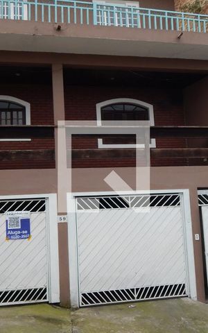 Casa para alugar com 98m², 2 quartos e 1 vagaFachada