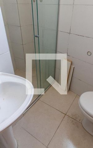 Apartamento para alugar com 68m², 2 quartos e sem vagaBanheiro
