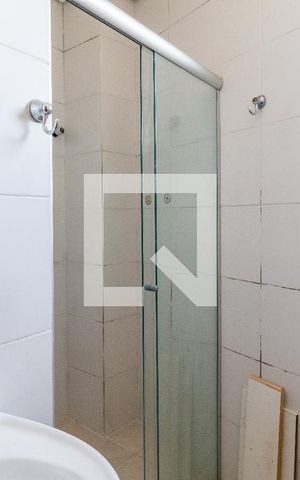 Apartamento para alugar com 68m², 2 quartos e sem vagaBanheiro