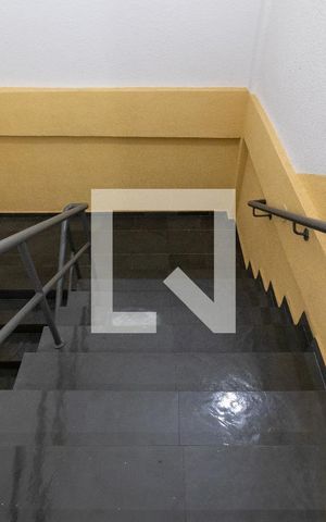 Apartamento para alugar com 68m², 2 quartos e sem vagaÁrea Comum - Escada