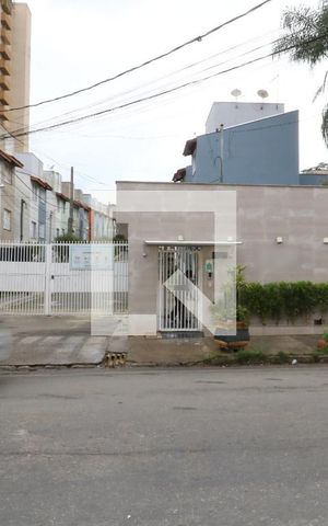 Casa de condomínio para alugar com 89m², 3 quartos e 1 vagaFachada