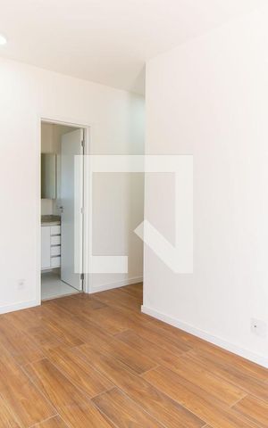 Apartamento à venda com 66m², 2 quartos e 1 vaga Apartamento à venda com 66m², 2 quartos e 1 vaga Suíte